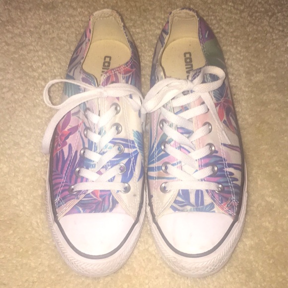 Converse Tropical Print Low Tops Men’s 7